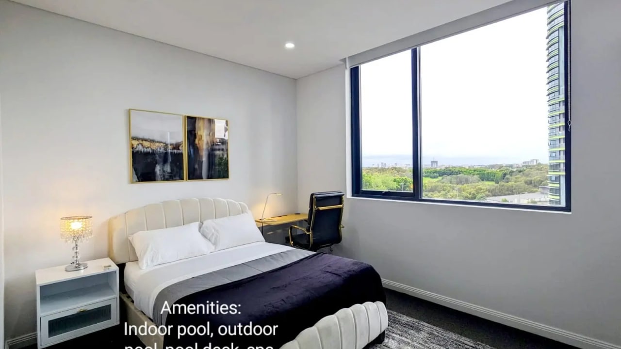 Furnished room in a flatshare