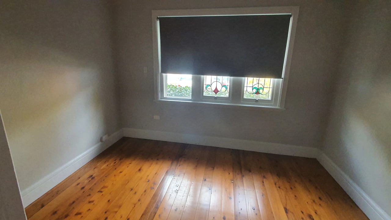 Room in a share house
