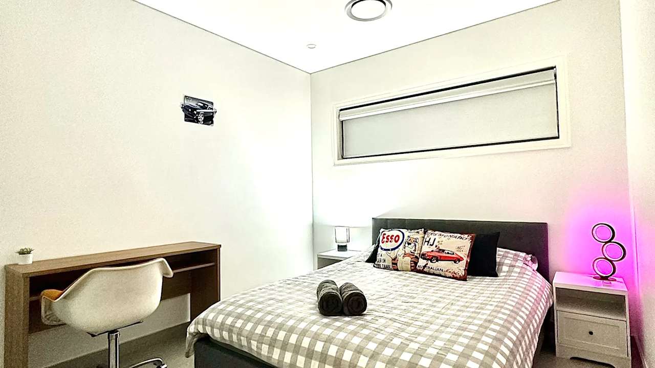 Furnished room in a share house