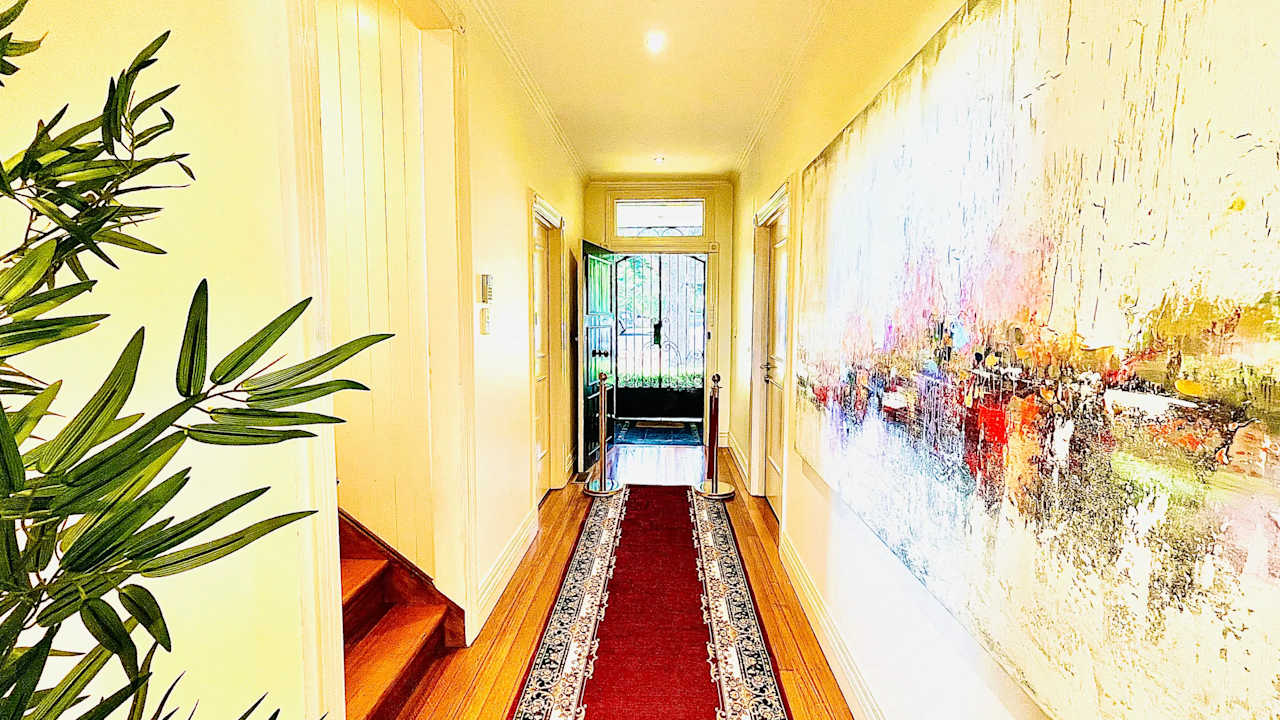 Furnished room in a share house