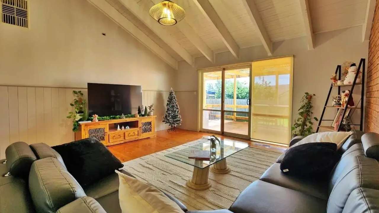 Furnished room with ensuite in a share house