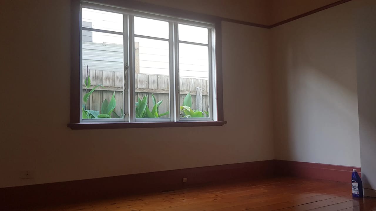 Unfurnished room in a share house