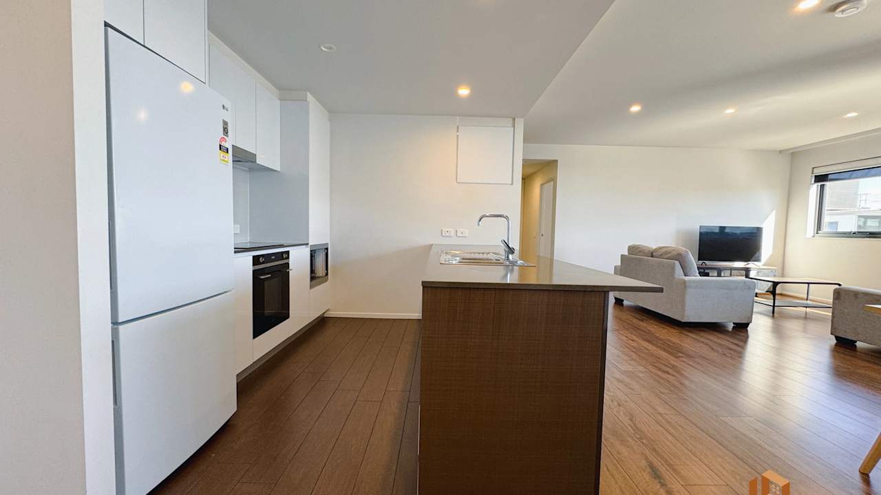 Furnished room in a flatshare