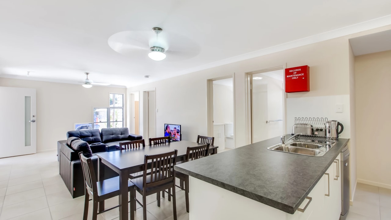 Furnished room in a share house