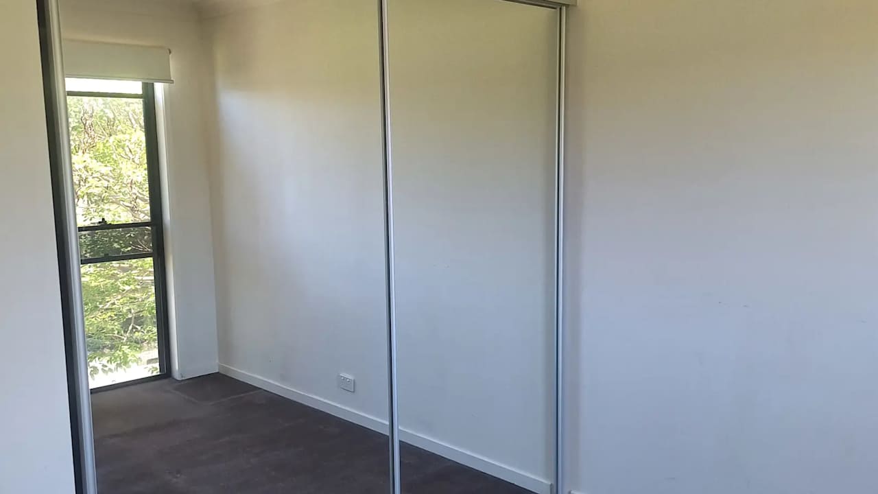 Unfurnished room in a share house