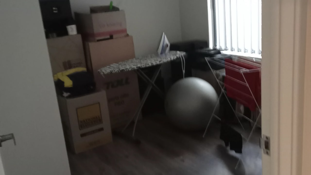 Unfurnished room with own bathroom