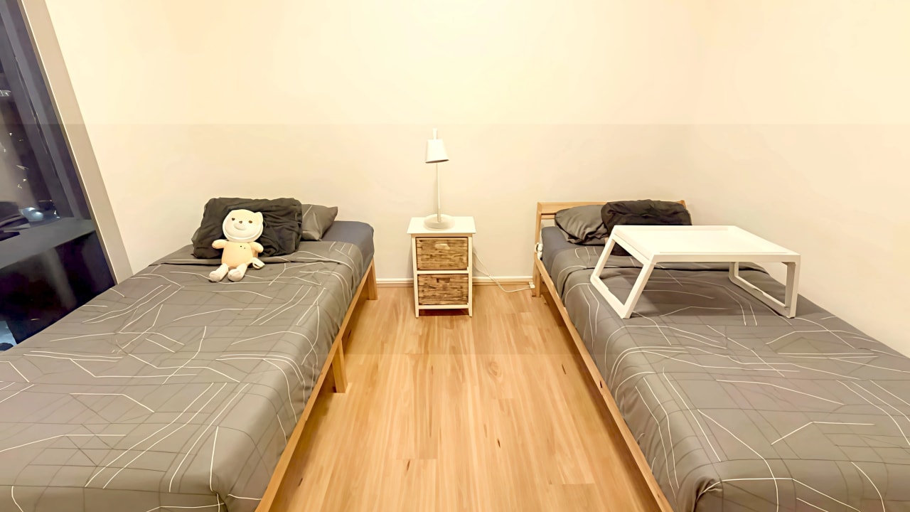 Furnished room with own bathroom