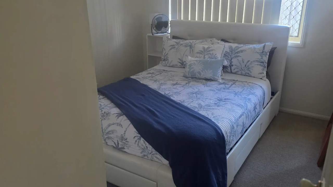 Furnished room with own bathroom