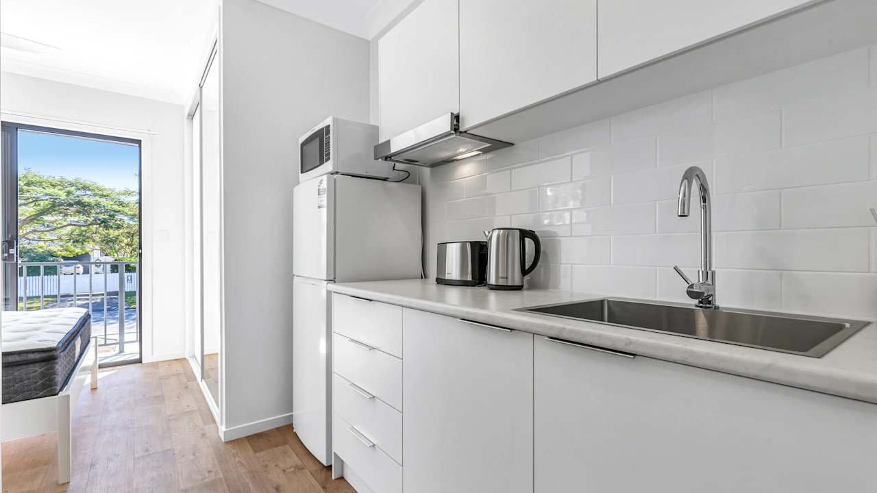 Furnished room studio flat for rent