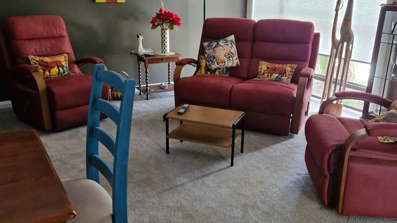 Furnished room with own bathroom