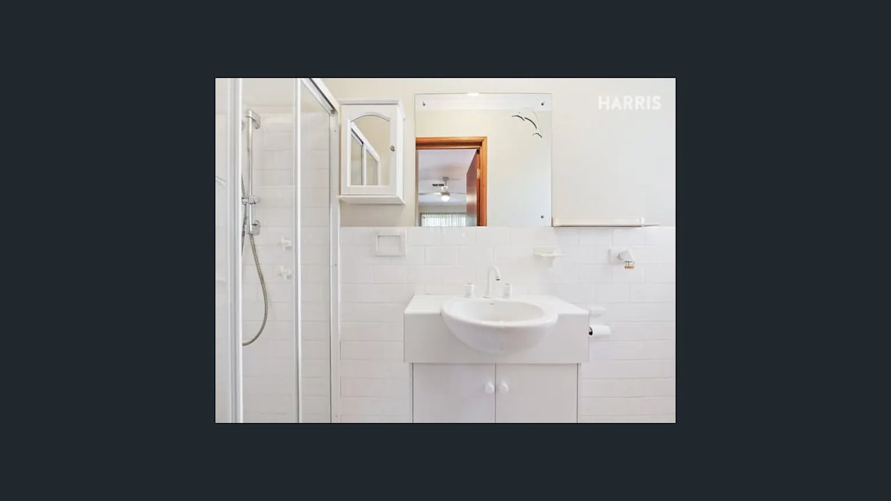 Room with ensuite in a share house