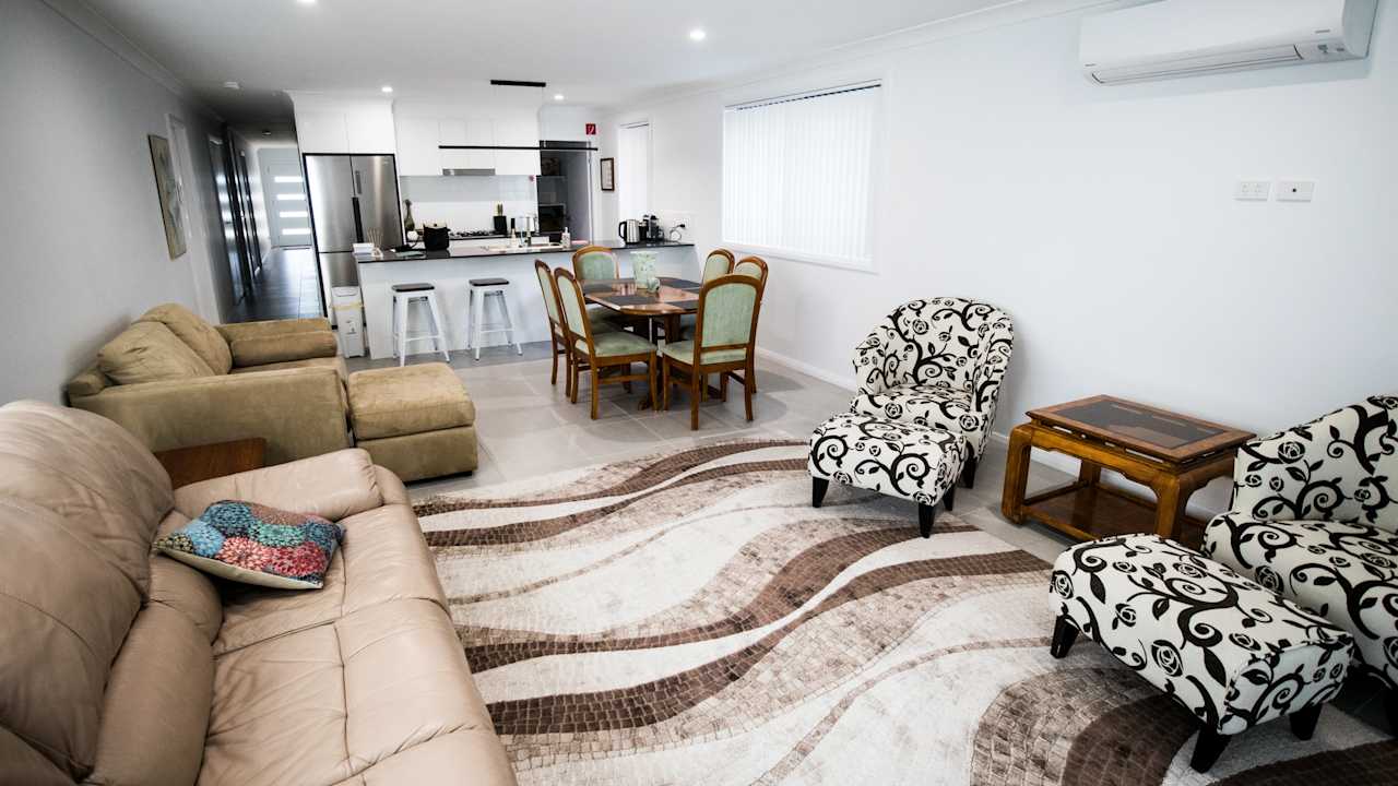 Furnished room in a share house