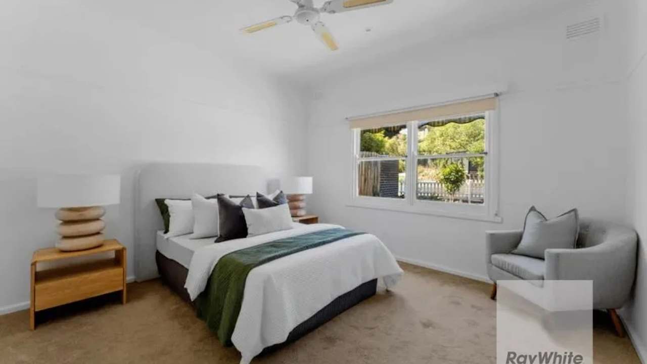 Unfurnished room in a share house