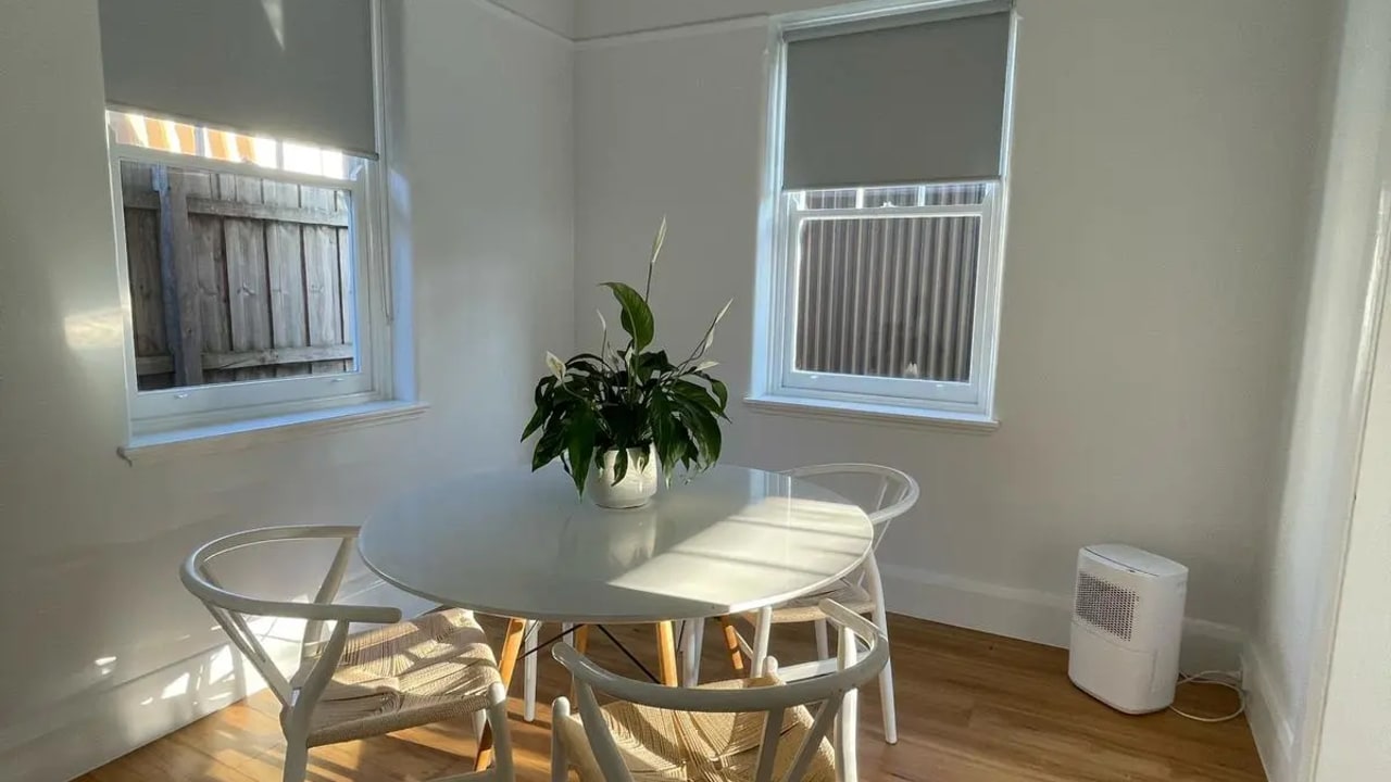 Whole property with 2 rooms for rent