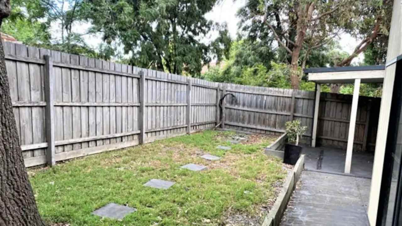 Whole property with 3 rooms for rent