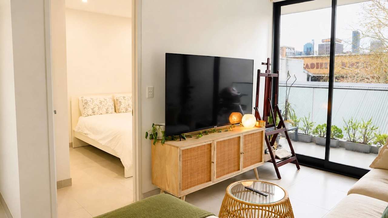 Furnished room with own bathroom