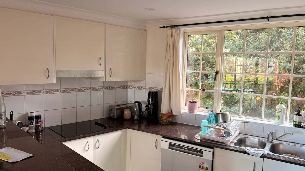 Furnished room with own bathroom