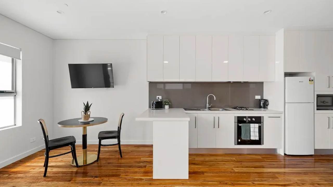Furnished room studio flat for rent