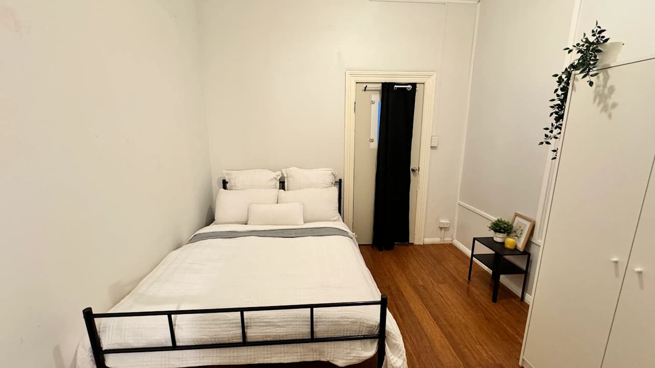 Whole property with 5 rooms for rent