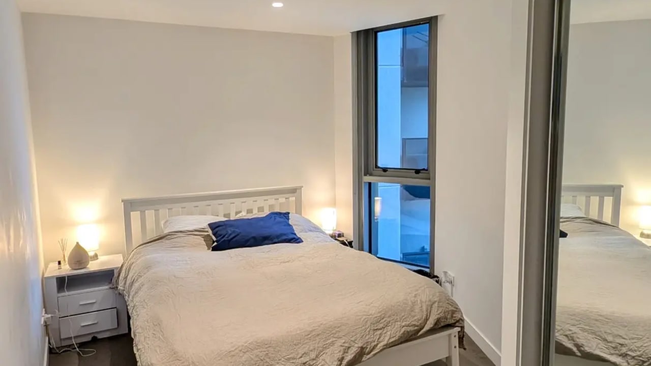 Furnished room in a flatshare