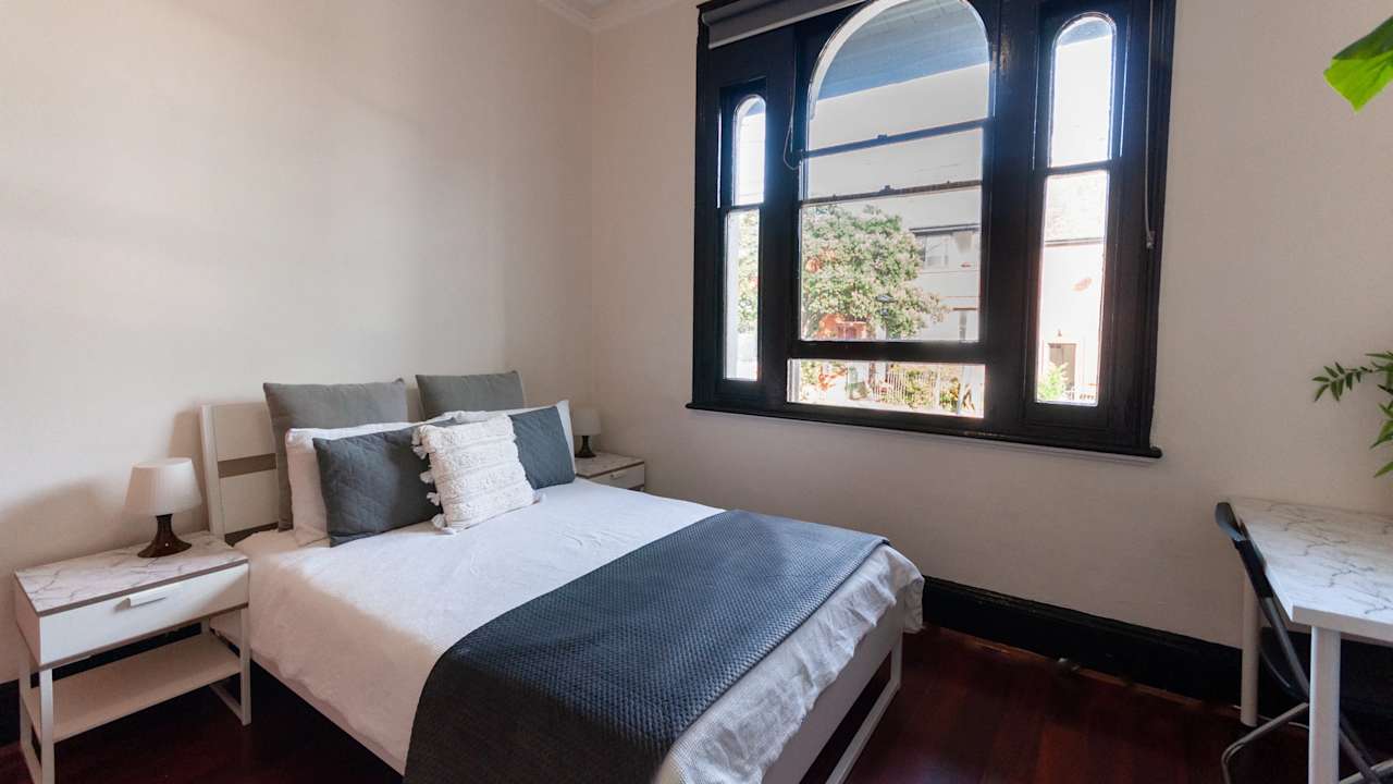 Furnished room in a share house