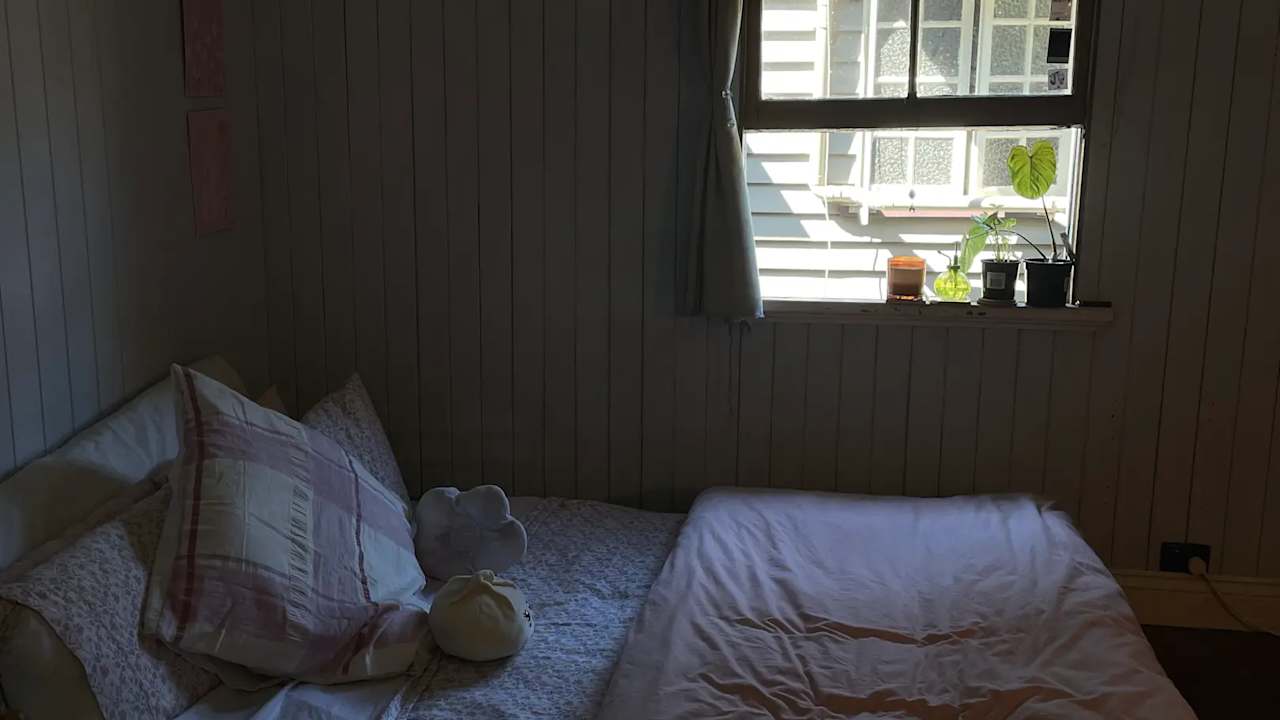 Unfurnished room in a share house