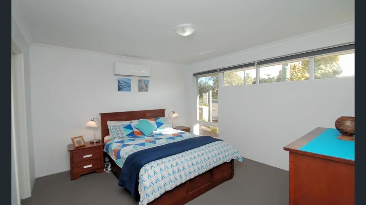 Whole property with 3 rooms for rent