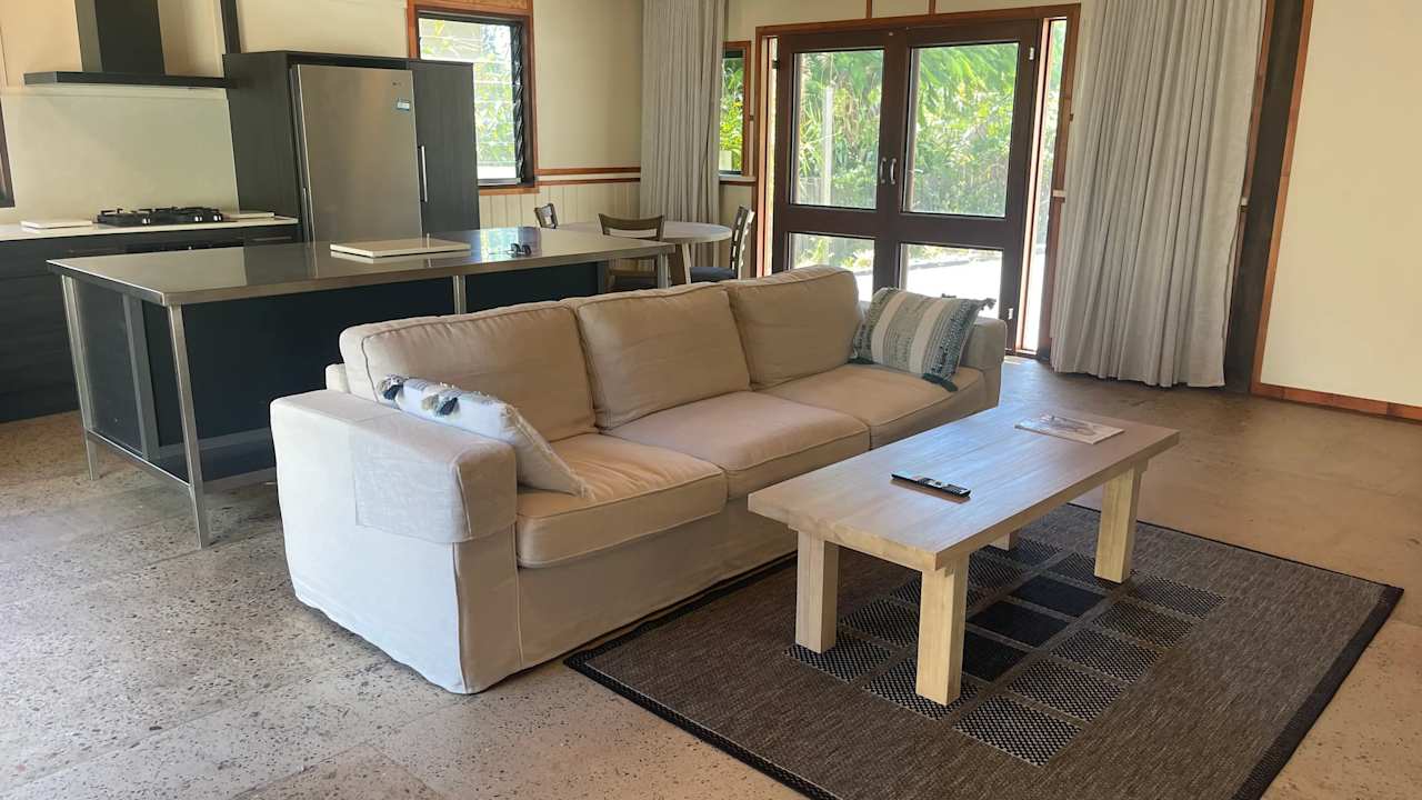 Whole property with 2 rooms for rent