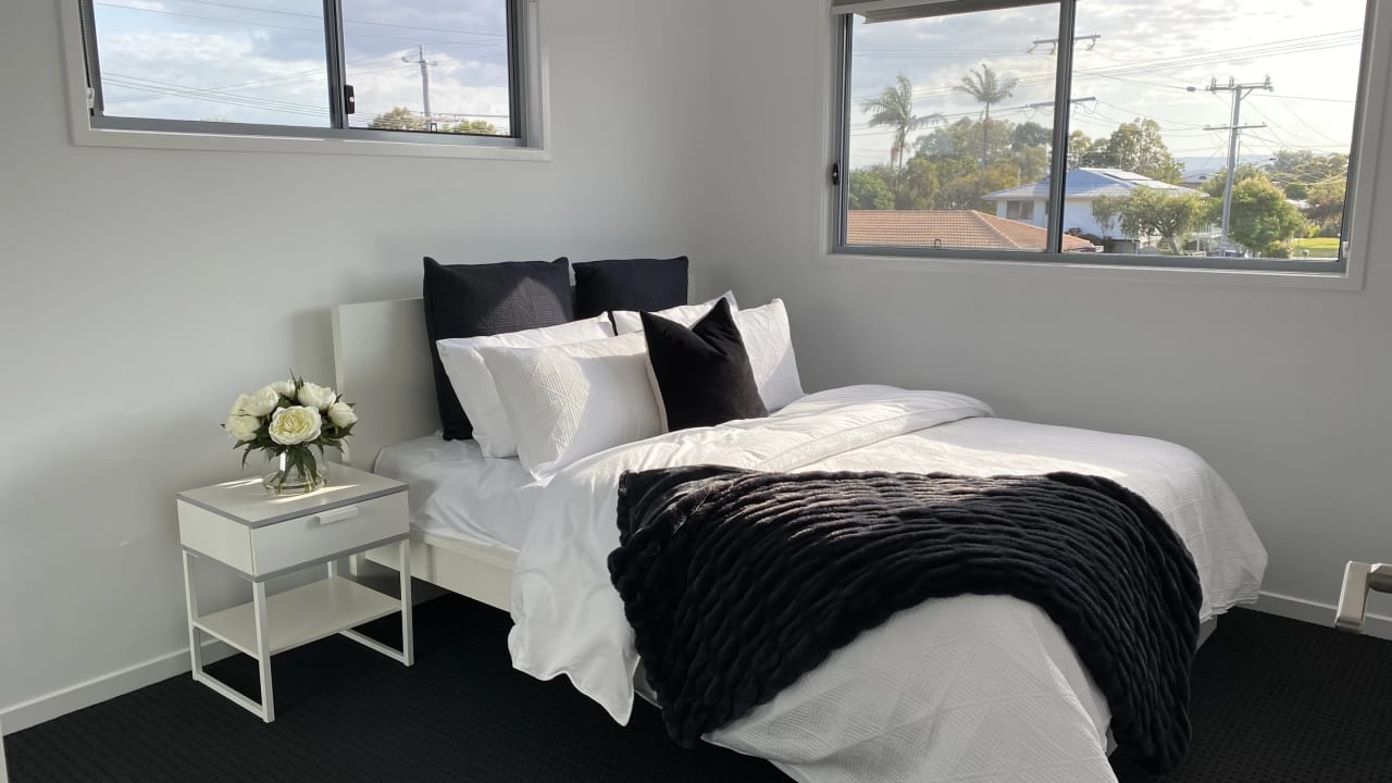 Furnished room with own bathroom