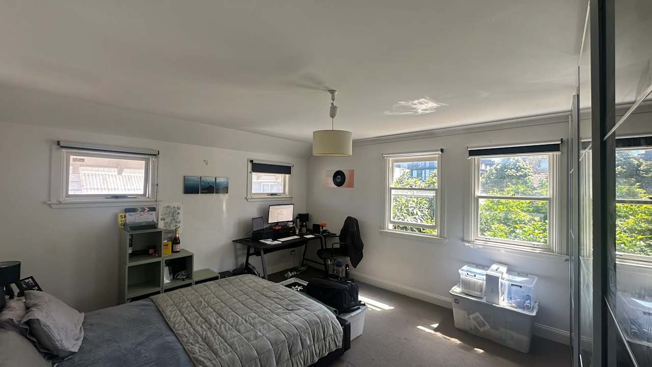 Furnished room in a share house