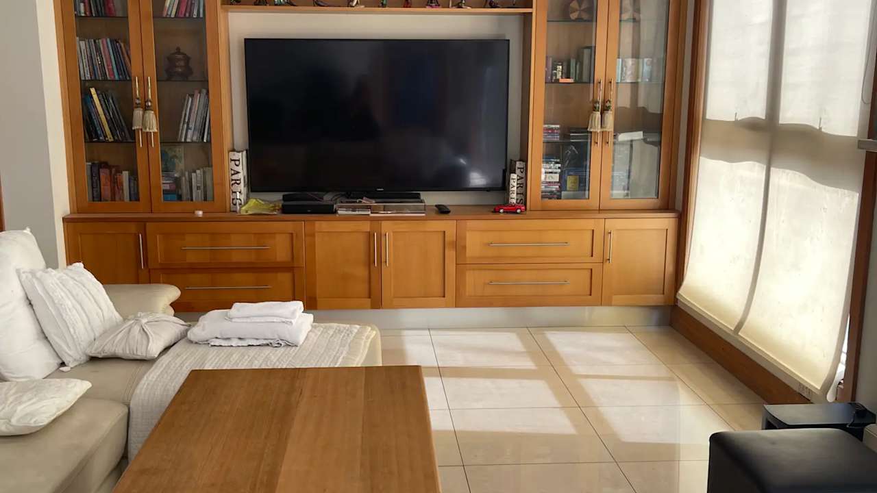 Room in a share house