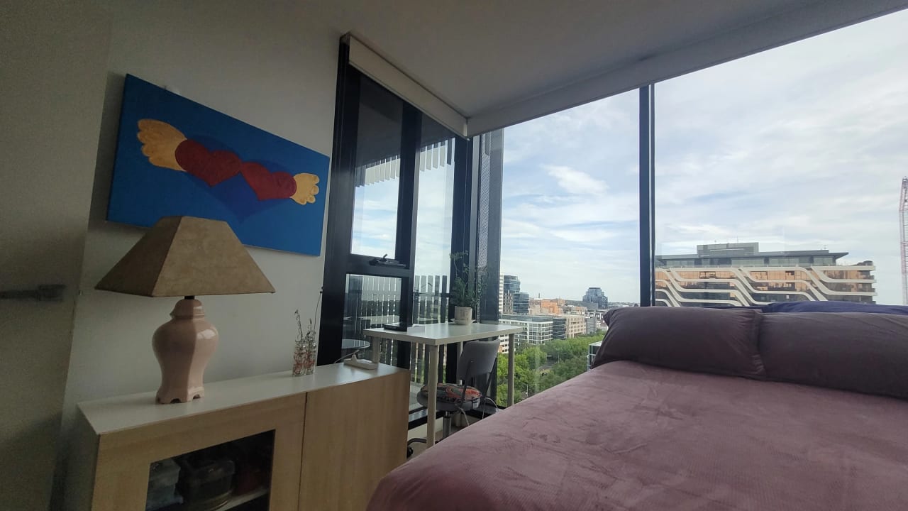 Furnished room in a flatshare