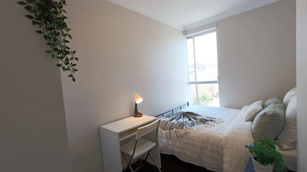Furnished room in a share house