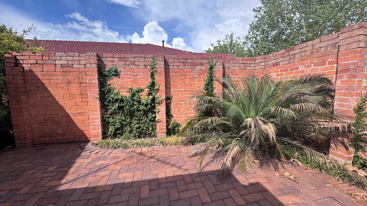 Room with ensuite in a share house
