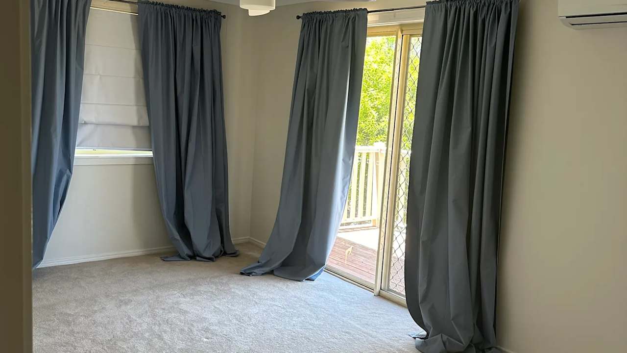 Room in a share house