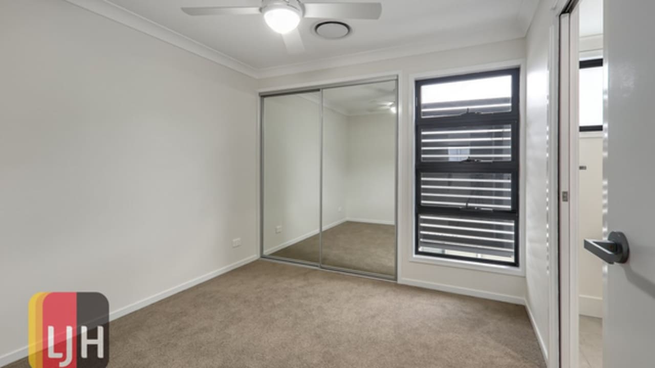 Unfurnished room with ensuite in a share house