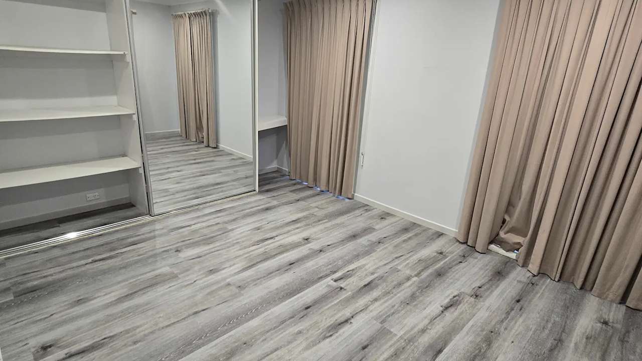 Unfurnished room in a share house