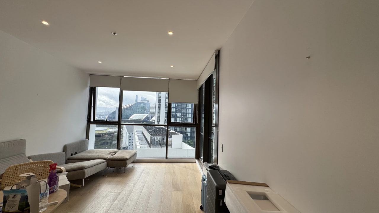 Whole property with 2 rooms for rent