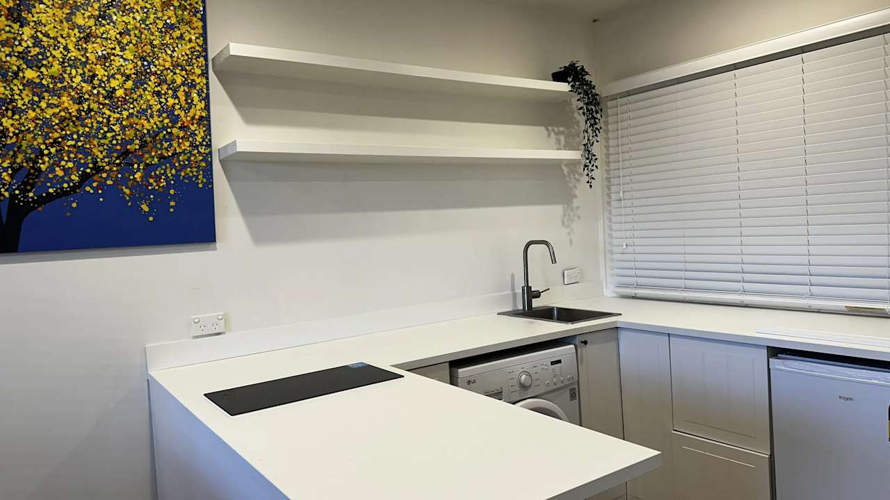 Furnished room granny flat for rent