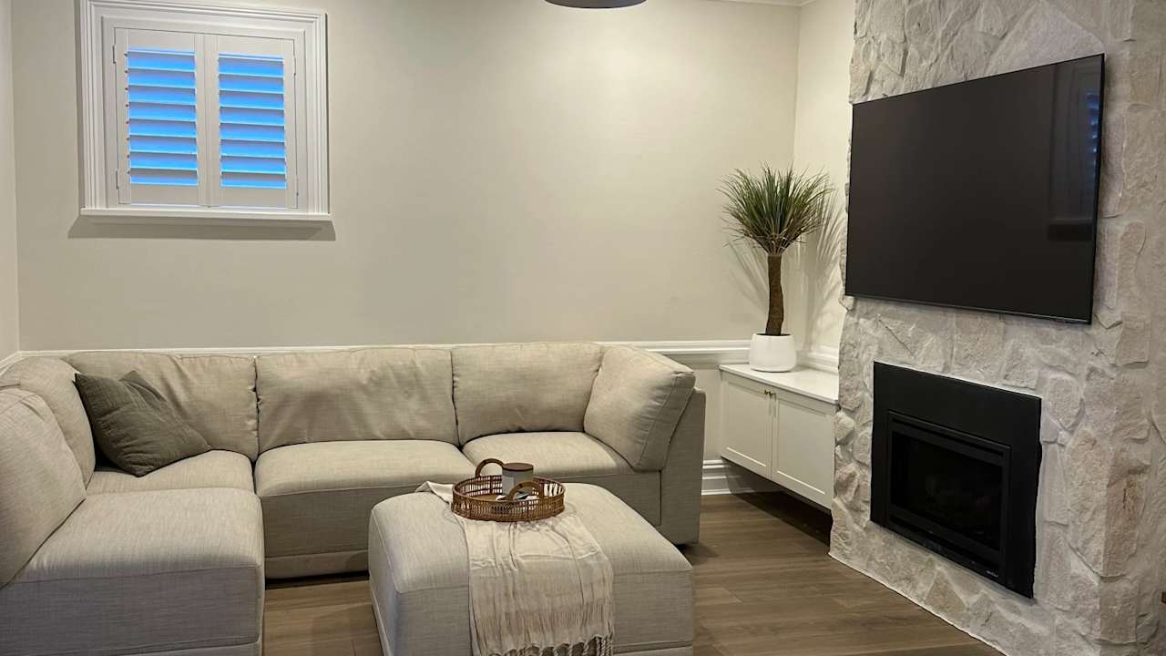 Furnished room in a share house