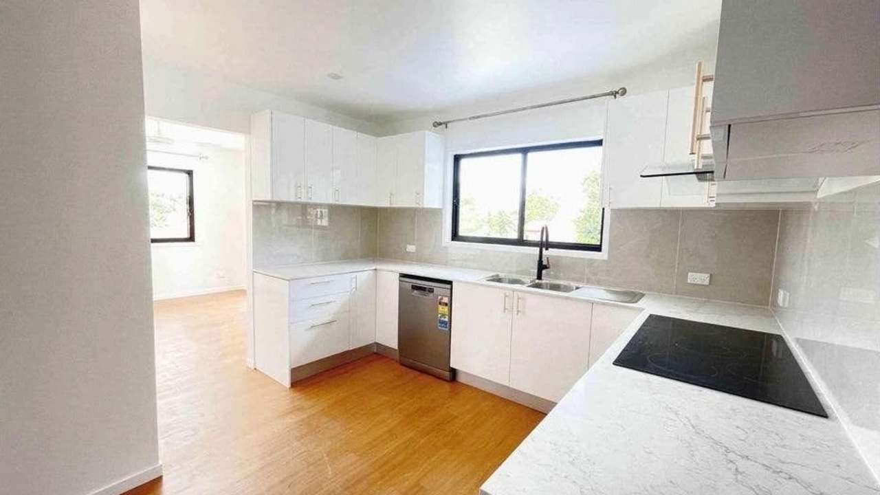 Furnished room with ensuite in a share house