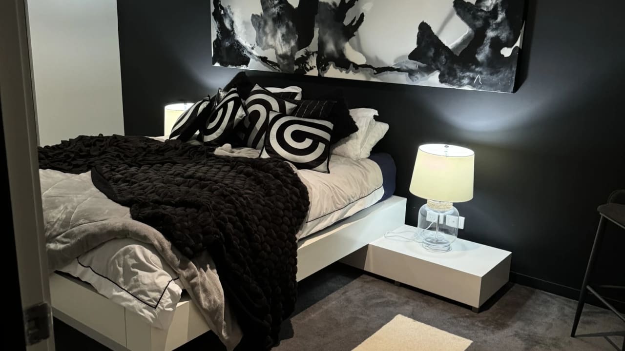 Furnished room in a share house