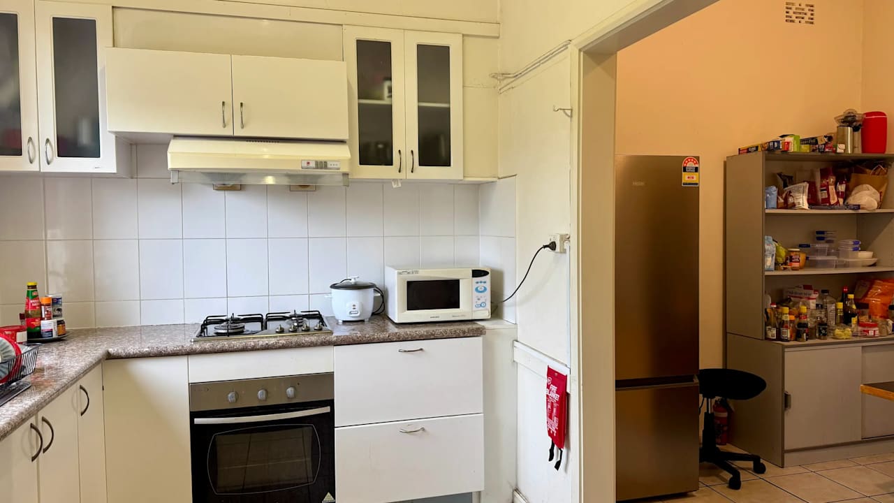 Furnished room in a share house