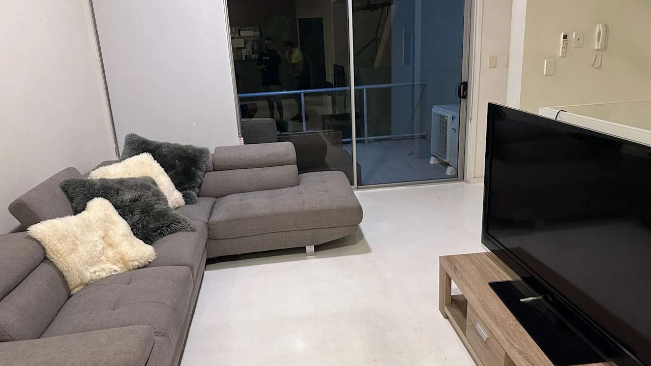 Furnished room with ensuite in a flatshare