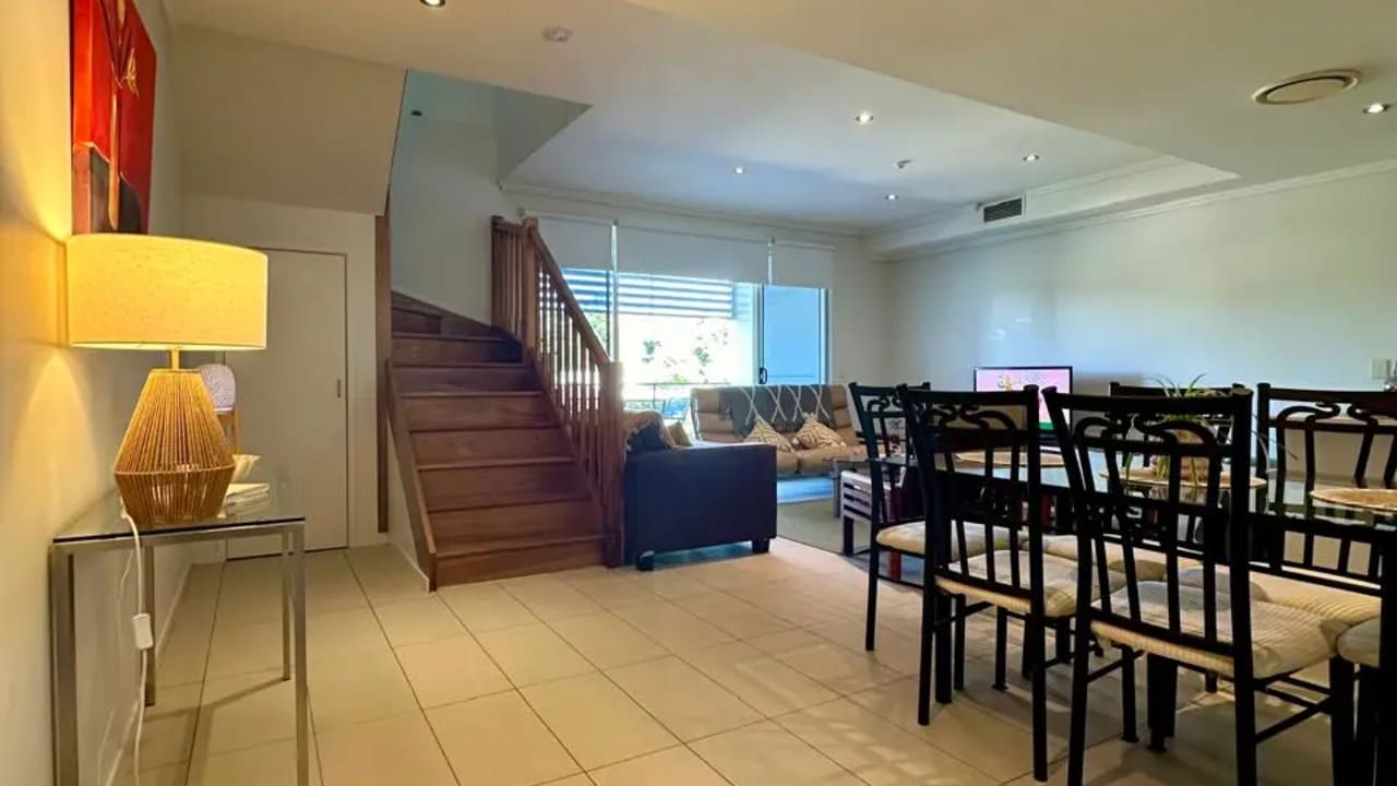 Furnished room with ensuite in a flatshare