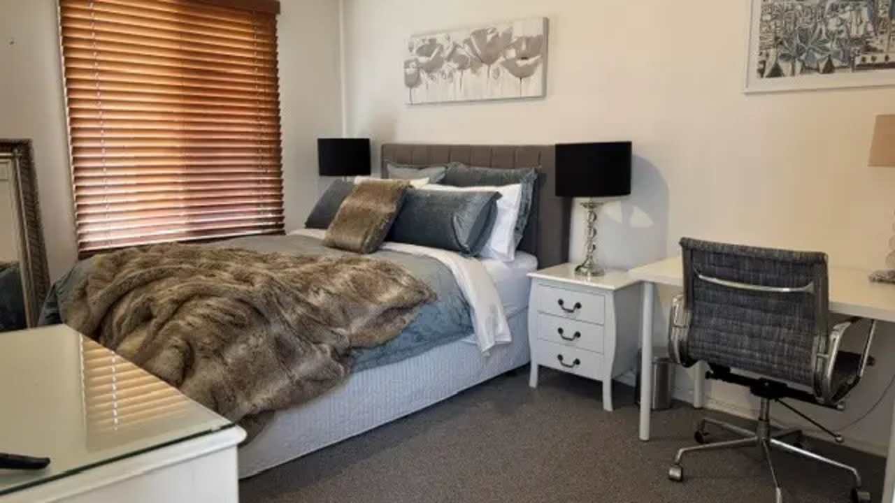 Furnished room with own bathroom