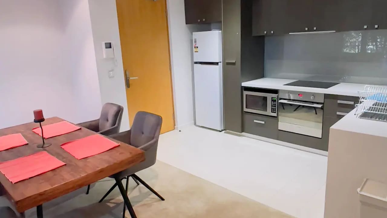 Whole property with 2 rooms for rent