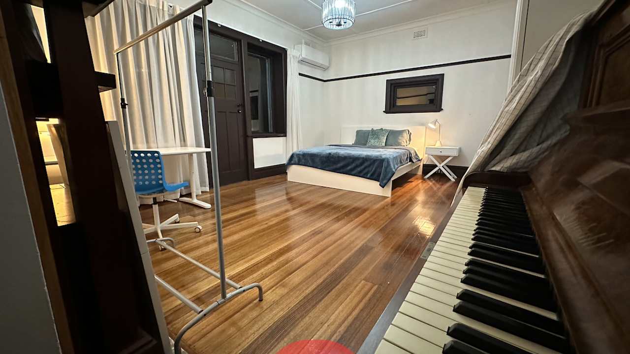 Furnished room with own bathroom