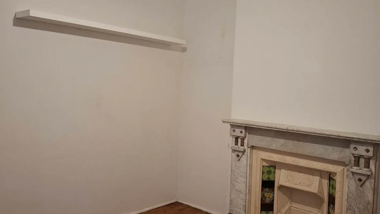 Unfurnished room in a share house