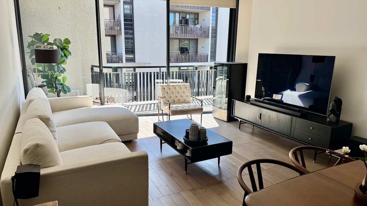 Furnished room with ensuite in a flatshare